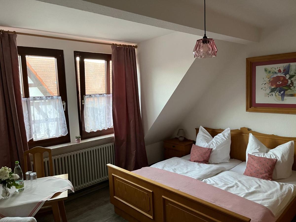 Pension Main-Art Mainstockheim Экстерьер фото