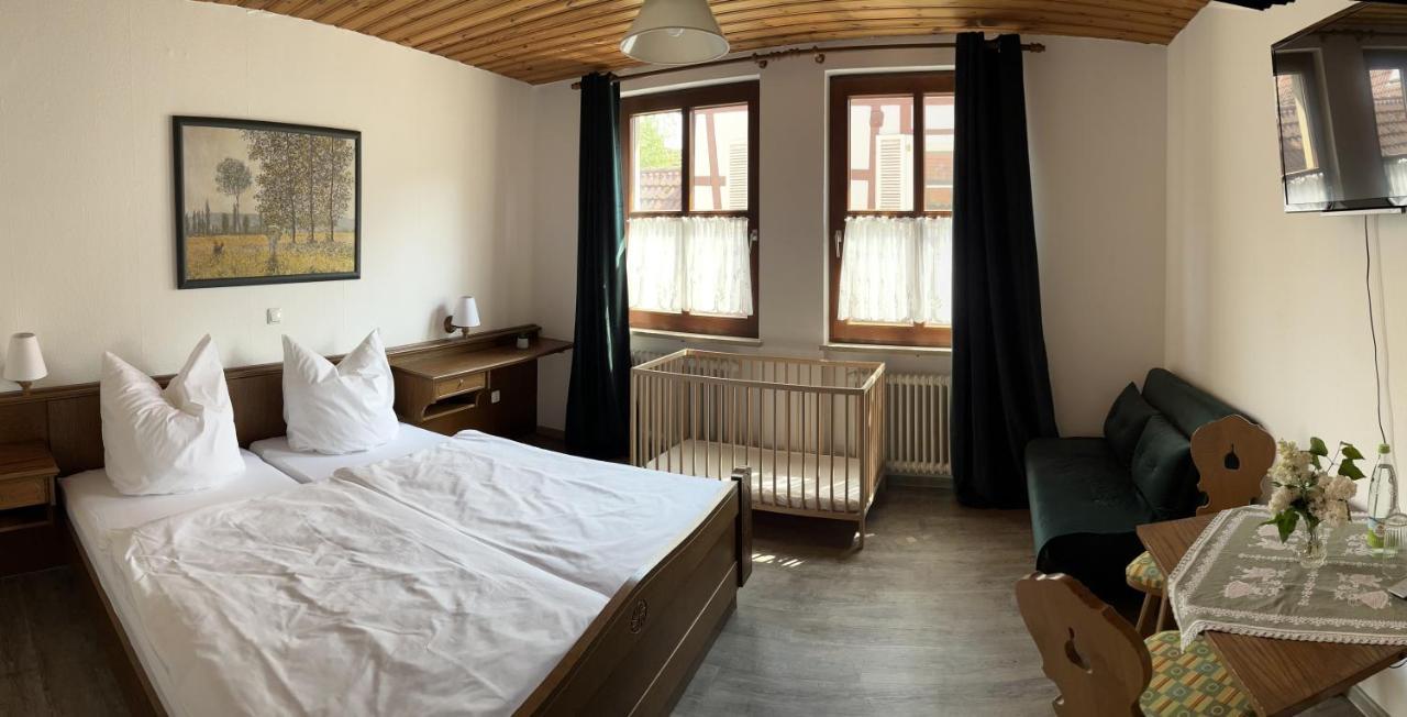 Pension Main-Art Mainstockheim Экстерьер фото