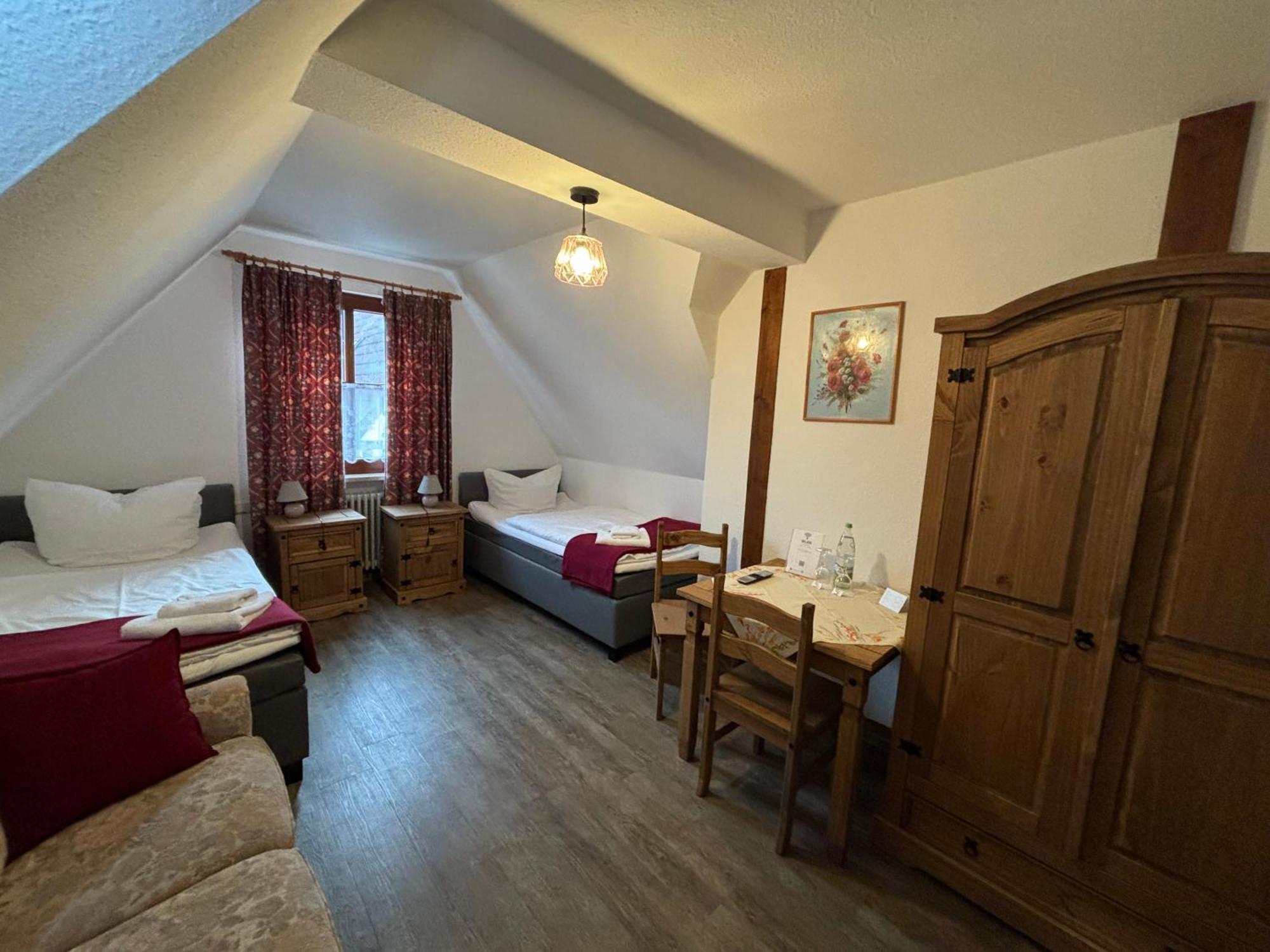 Pension Main-Art Mainstockheim Экстерьер фото